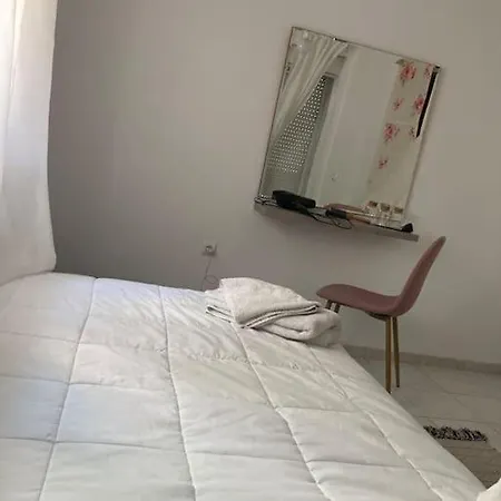 3 Bedrooms Beautiful Comfortable In Rodos Town Apartment Rhodes City