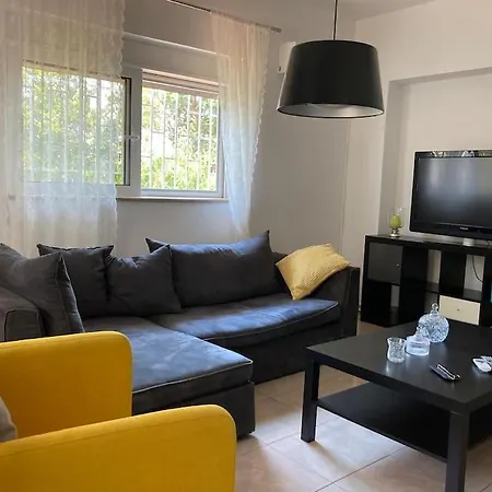 Apartment 3 Bedrooms Beautiful Comfortable In Rodos Town *