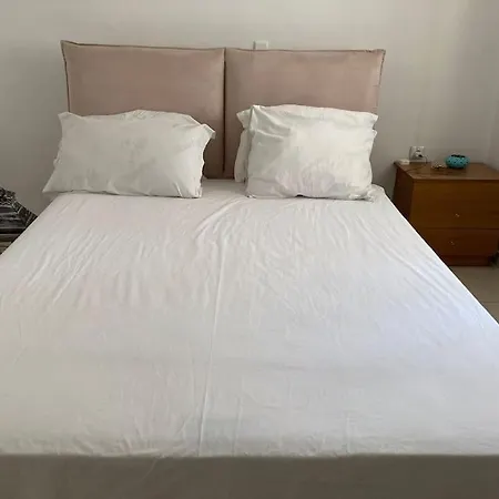3 Bedrooms Beautiful Comfortable In Rodos Town Apartment *